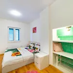 Happy In Center 10 Min Walk From Bacvice Апартаменты