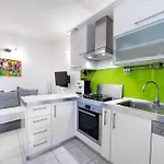 Happy In Center 10 Min Walk From Bacvice Апартаменты Сплит