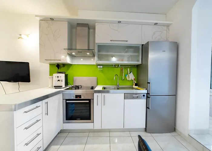 Happy In Center 10 Min Walk From Bacvice Apartman *