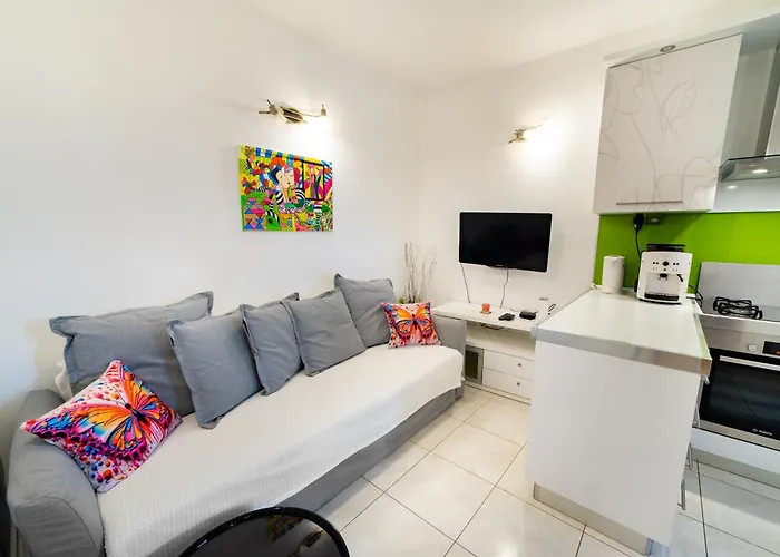 Happy In Center 10 Min Walk From Bacvice