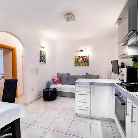 Appartement Happy In Center 10 Min Walk From Bacvice
