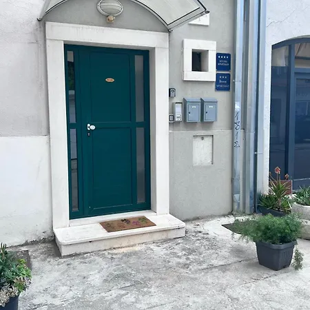 Happy In Center 10 Min Walk From Bacvice