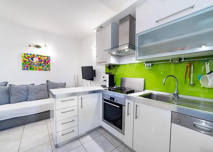 Happy In Center 10 Min Walk From Bacvice Appartement Split